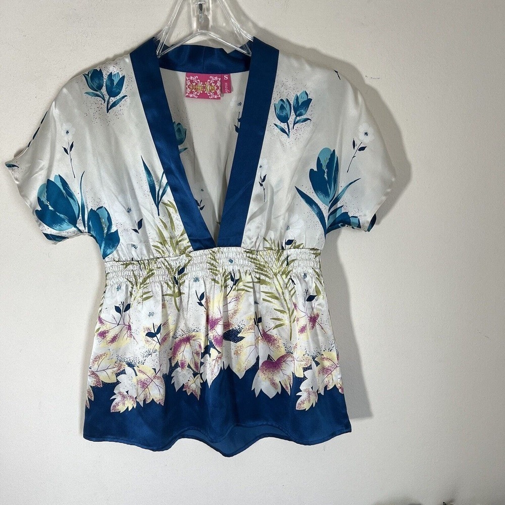 Yumi Kim Silk Floral Kimono Chinese Style Blouse Top Size S Blue White - Picture 7 of 8